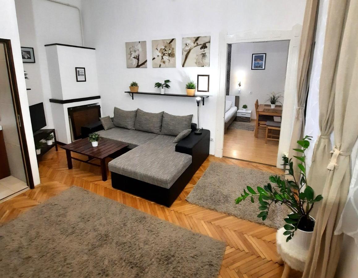 Central Gold Apartment 부다페스트 외부 사진